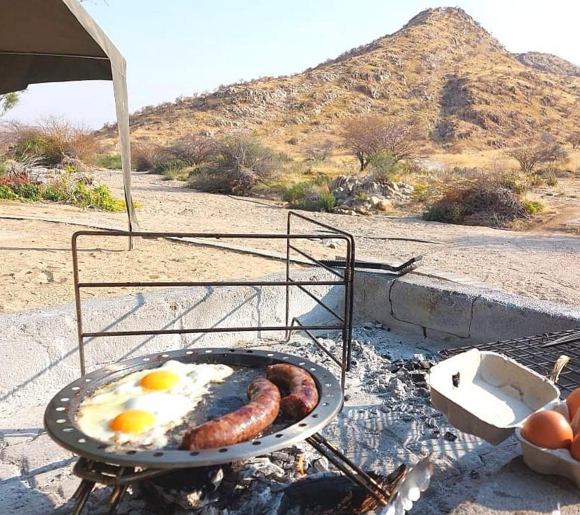 Achab Self Catering Tent Usakos Экстерьер фото